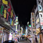 夜の歌舞伎町で新年会と生バンドカラオケを初めて見た