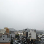 米子の朝は土砂降りの雨、11時間かけて東京まで一気に帰ってくる