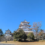 快晴の伊賀上野城と忍者神社で紅葉満喫からの磐田へ帰省