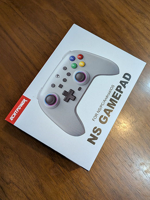 スーファミのコントローラーのようなかわいいニューギアをゲット