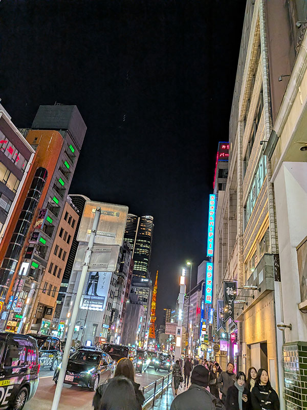 弾きたがりJAPAN TOUR2026の新年一発目は六本木SCHOOLからスタート