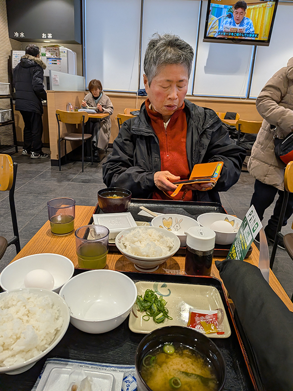 弾丸滞在数時間の大阪へ父の一回忌でお墓参り