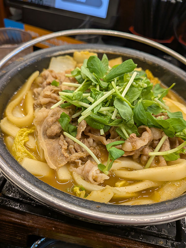 復活の吉野家の牛カレー鍋膳